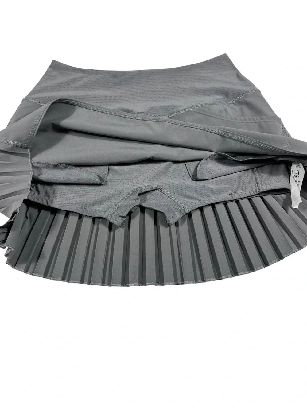 ADAIR ACTIVE RYLAN PLEATED SKORT in gunmetal gray athletic size MEDIUM EUC